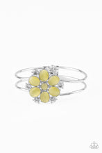 Load image into Gallery viewer, Garden Extravagance - Yellow
