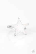Load image into Gallery viewer, 1 pack of 4 Lil Precious Star Rings
